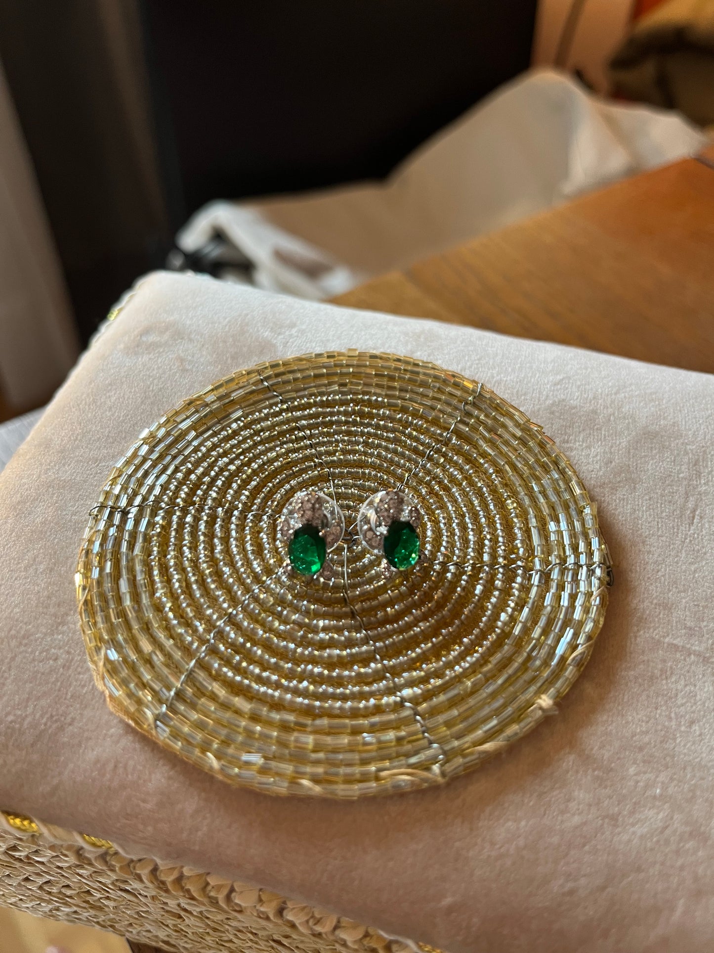 Emerald Glimmer Turtle Studs: Verdant Sparkle for Every Day