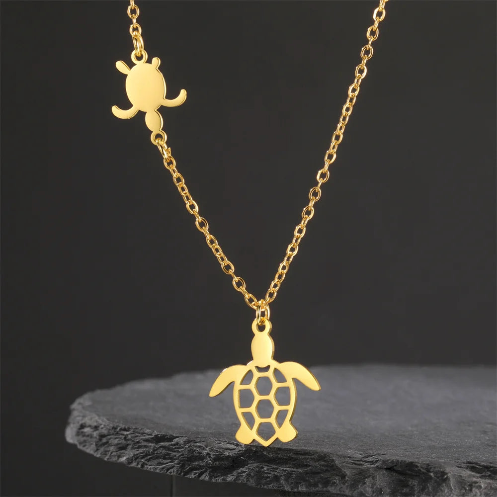 Stylish Sea Turtle Charm Necklace - Dual Layer Gold & Silver Edition